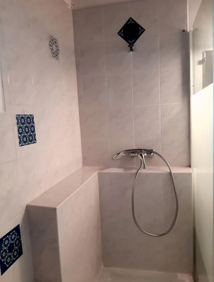 Charmant T2 Tout Confort Au Centre Du Village ! Florensac Extérieur photo